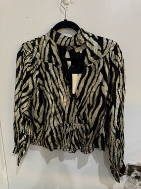 Elan Black & Gold Metallic Zebra Print Long Sleeve Top